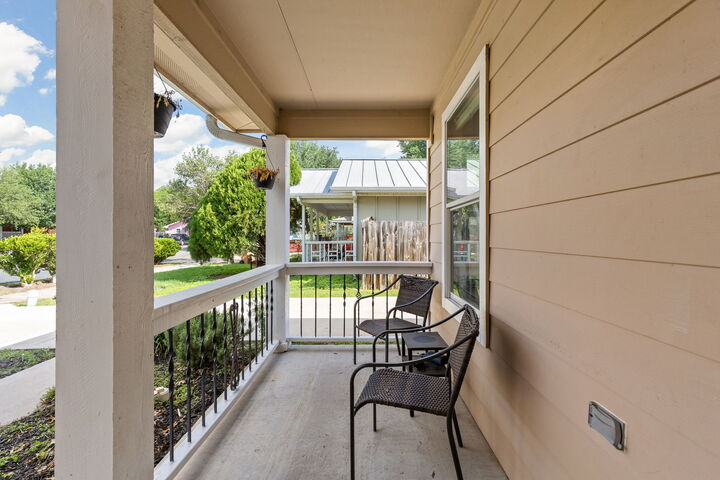 Property Photo:  6908 Villita Cove  TX 78741 