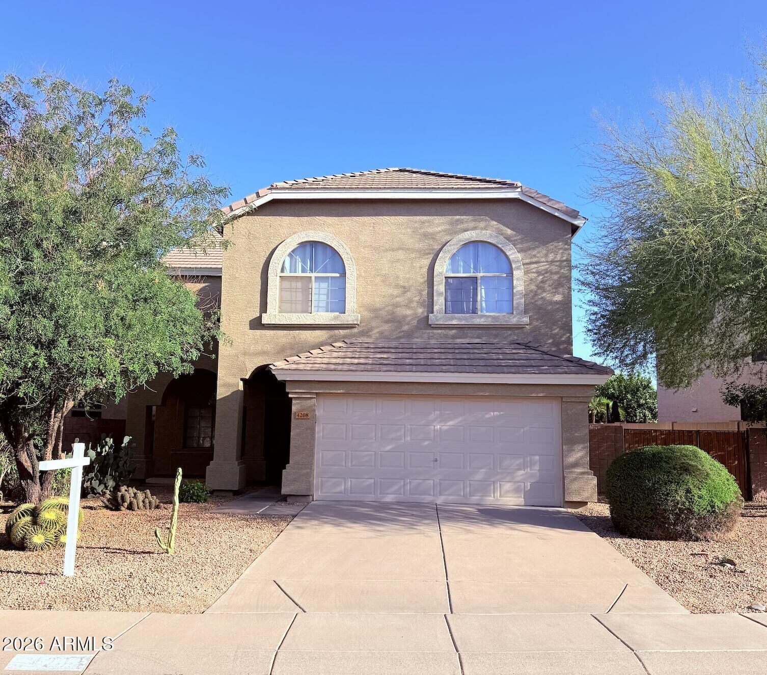 Property Photo:  4208 E Tether Trail  AZ 85050 