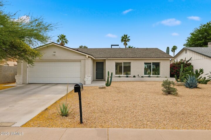 Property Photo:  2743 E Windrose Drive  AZ 85032 