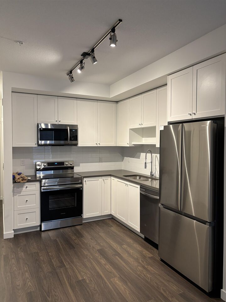 Property Photo: 15777 85 Avenue 114 BC V4N 6Y7