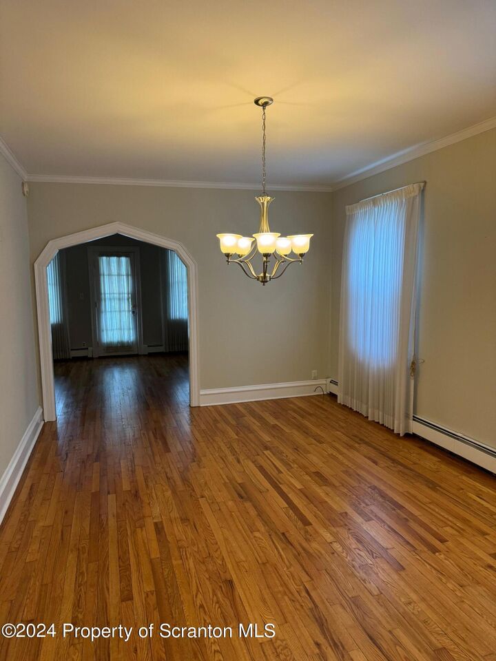 Property Photo:  2208 Adams Avenue  PA 18509 
