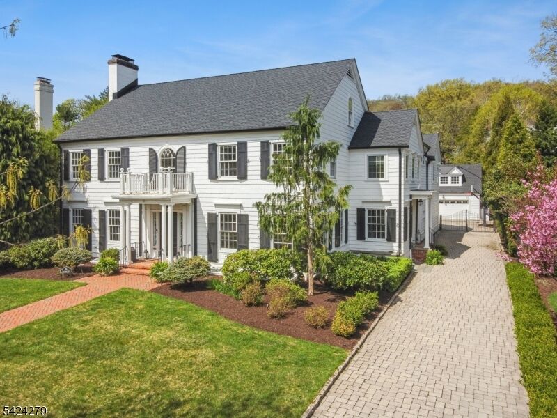 Property Photo: 36 Edgemont Rd NJ 07042