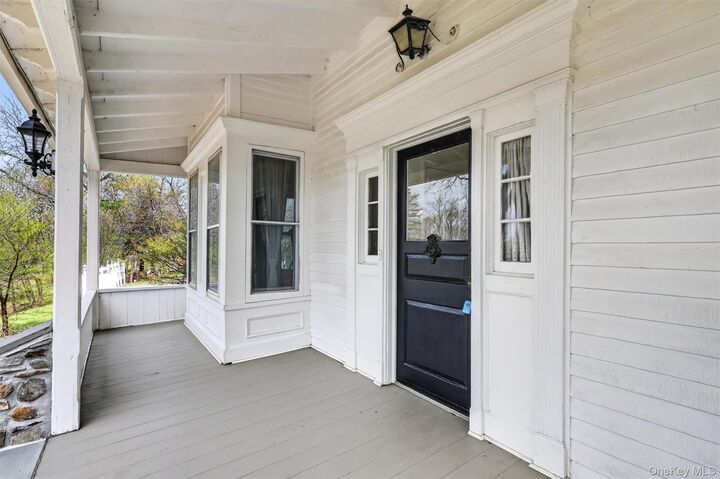 Property Photo:  12 Perry Creek Road  NY 10992 