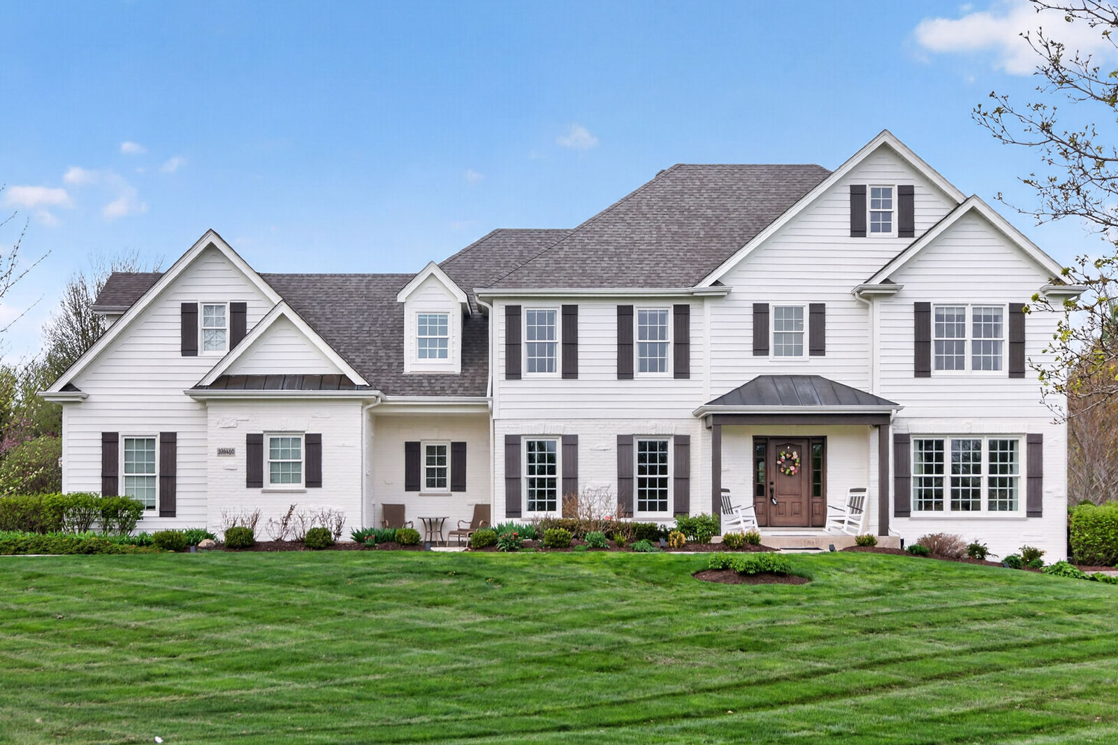 Property Photo:  39W480 Abbey Glen Court  IL 60175 