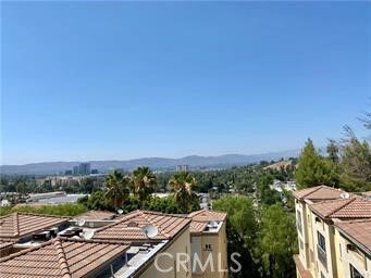 Property Photo:  5220 Premiere Hills Circle  CA 91364 