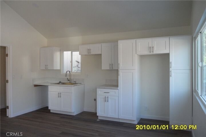 Property Photo:  871 Maple  CA 92386 