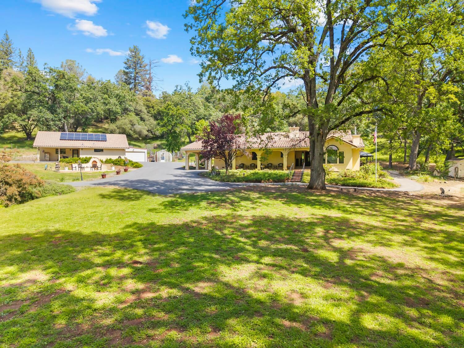 Property Photo:  19461 Fiddletown Rd  CA 95629 