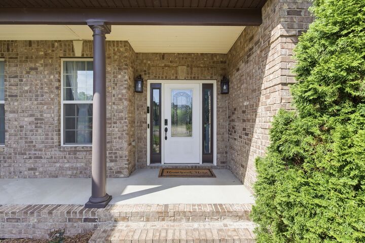 Property Photo:  720 Hardys Ct  TN 37189 