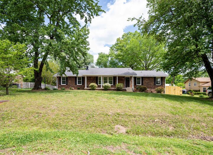 Property Photo:  2117 Aileen Dr  TN 37013 