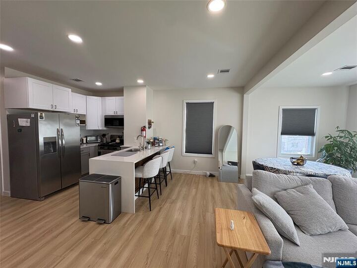 Property Photo:  540 Elm Street 2  NJ 07032 