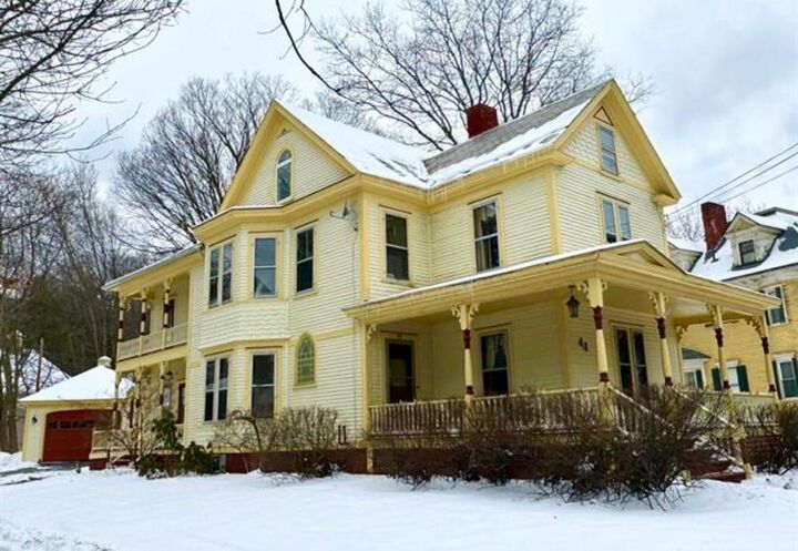 Property Photo:  44 Atkinson Street  VT 05101-1521 