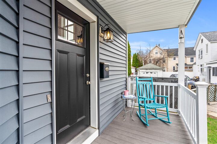 Property Photo:  5 Arlington Avenue  NH 03060 