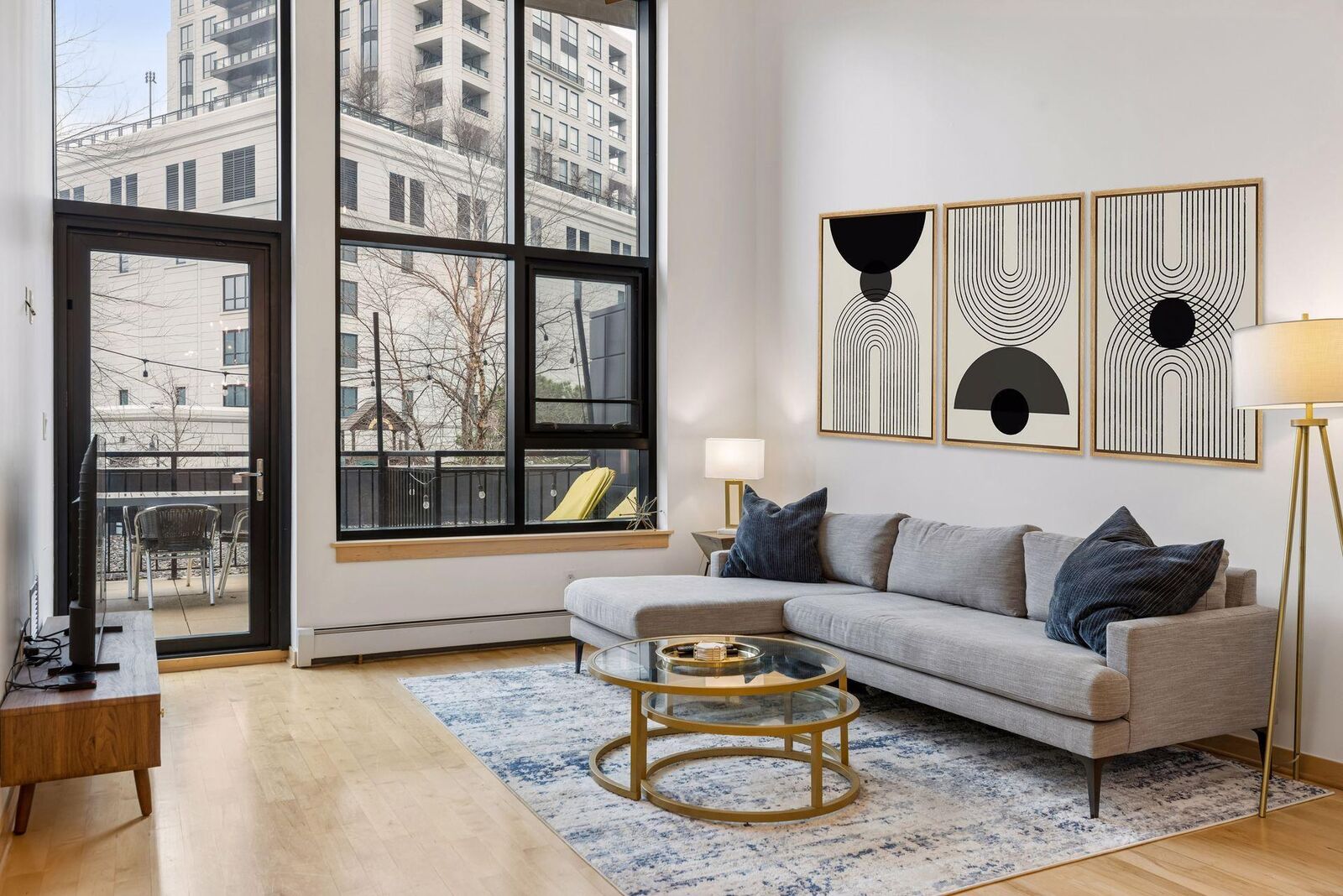 Property Photo:  1120 S 2nd Street 102  MN 55415 