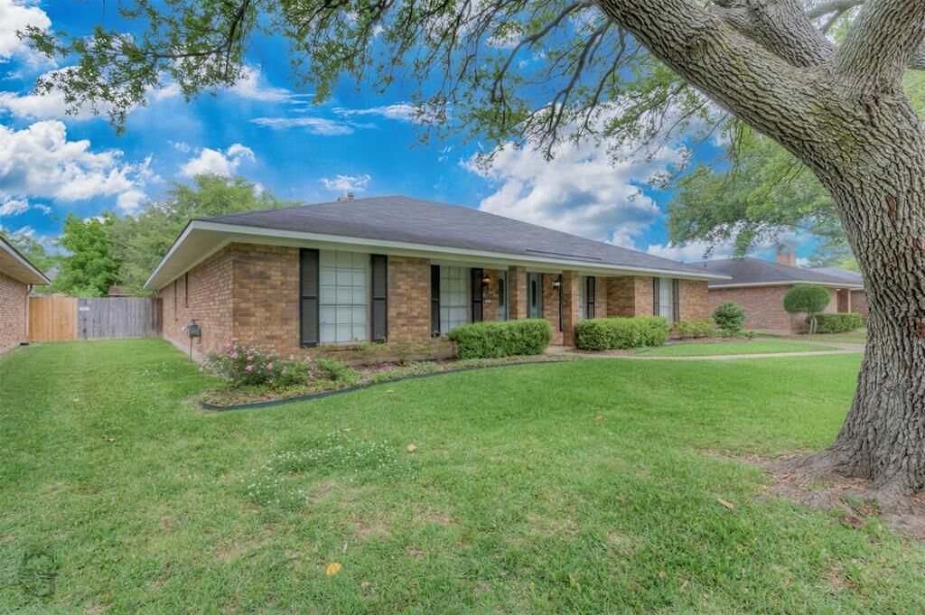 Property Photo: 516 Turtle Creek Drive LA 71115