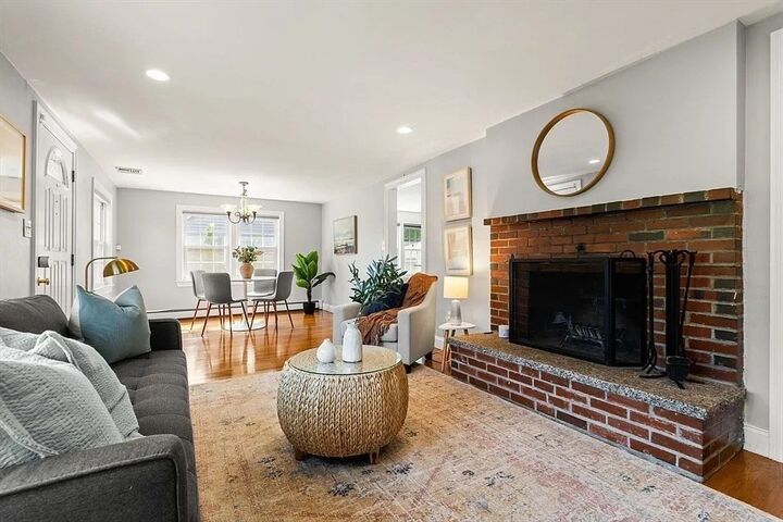 Property Photo:  334 Mystic Street 334  MA 02474 