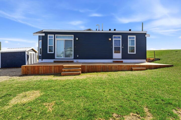 Property Photo: 25054 South Pine Lake Road 6120 AB T0M 1R0