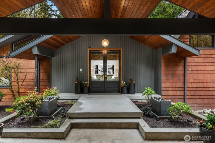 Property Photo:  22601  95th Avenue SE  WA 98077 