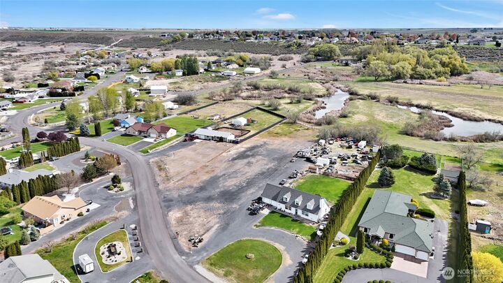 Property Photo:  5189  Crystal Springs Place NE  WA 98837 