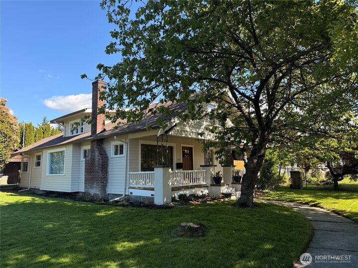 Property Photo:  4501  Pacific Ave  WA 98418 