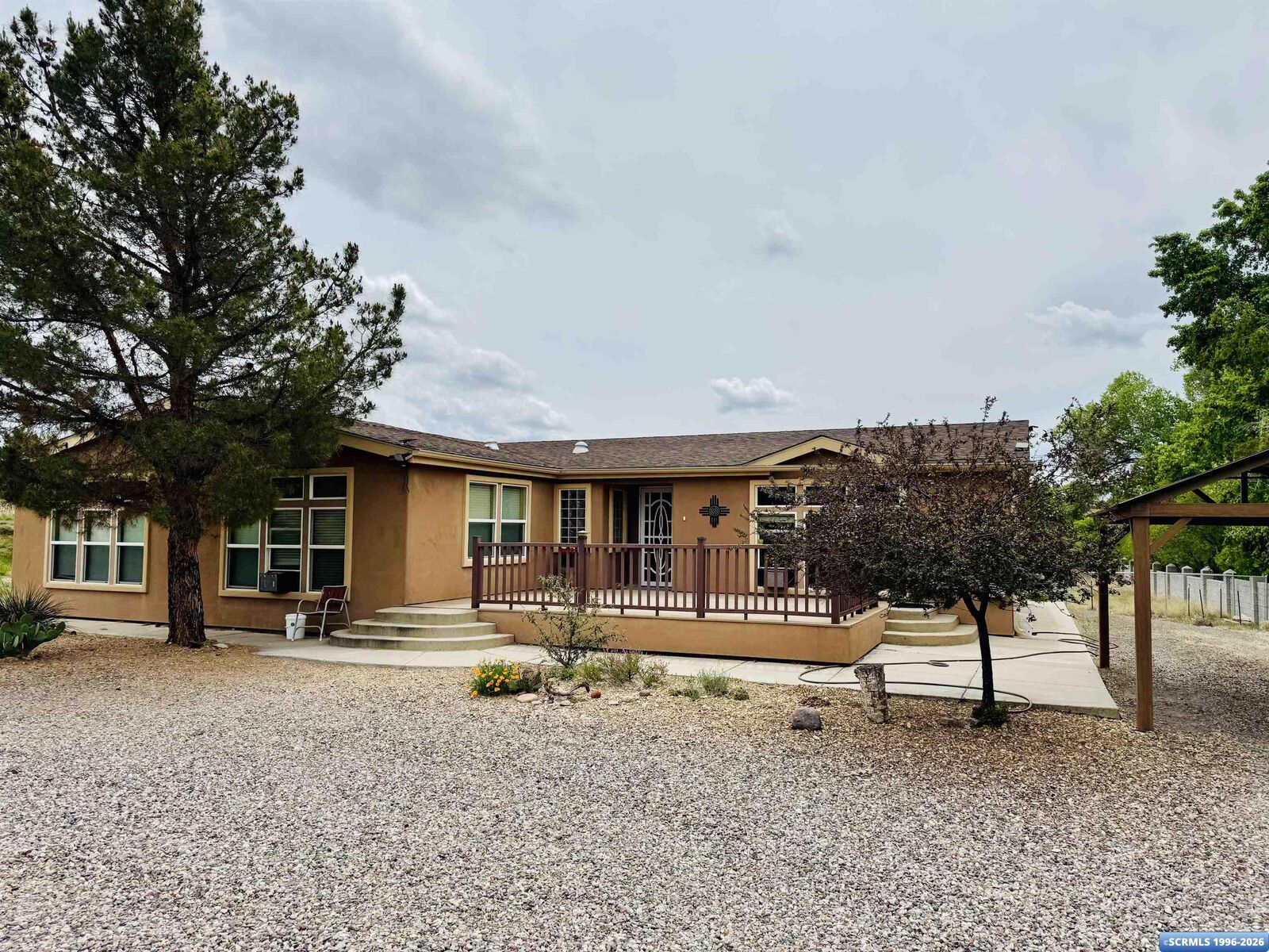 Property Photo:  900 E Pine  NM 88061 