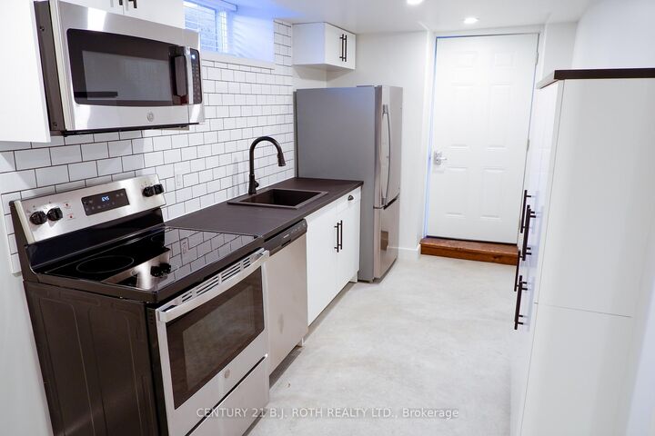 Photo de la propriété: 1370 Killarney Beach Road 207 ON L0L 1W0