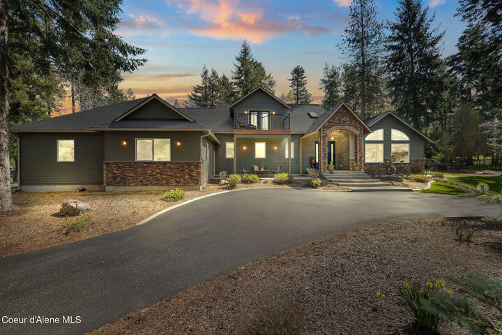 Property Photo: 4668 S Meadow Lane Dr ID 83814