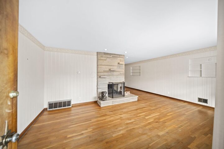 Property Photo:  1565 Garywood Avenue  OH 43227 