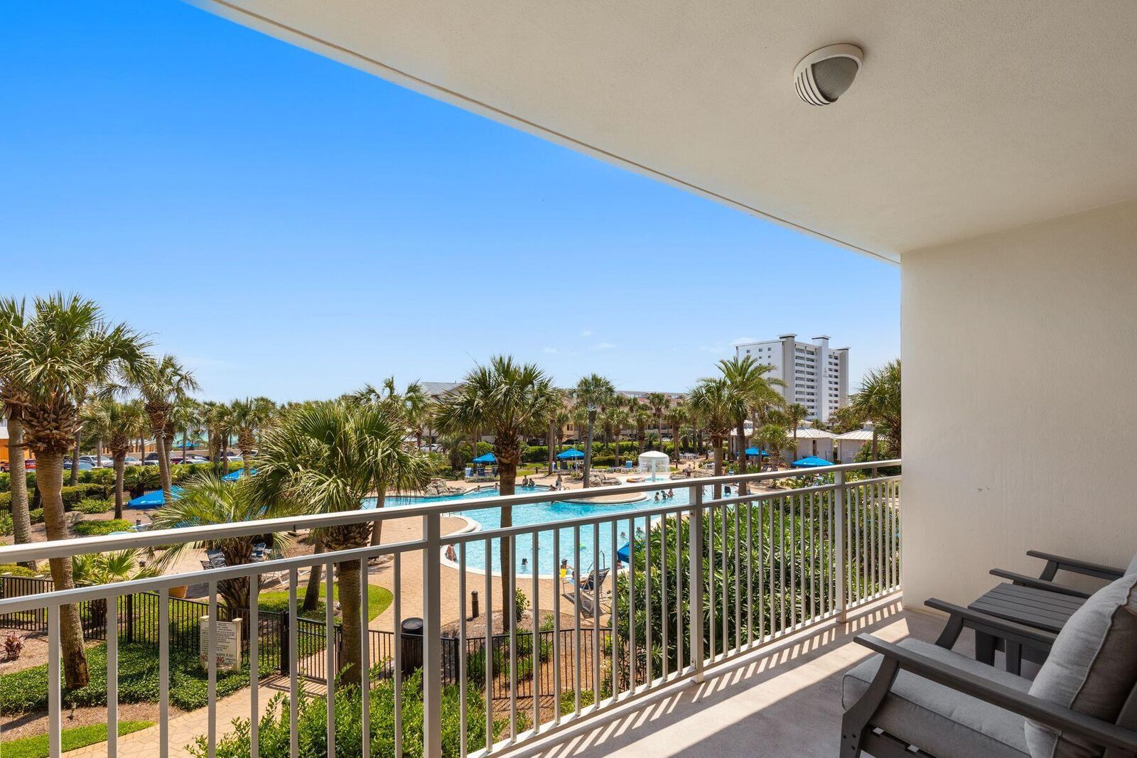 Property Photo: 1751 E Scenic Hwy 98 211 FL 32541