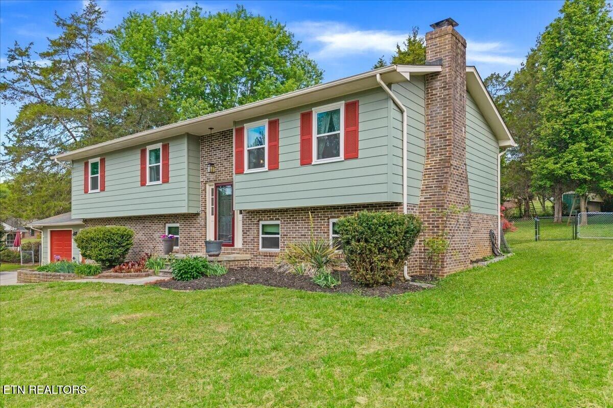 Property Photo:  1305 Ridgeway Circle  TN 37303 