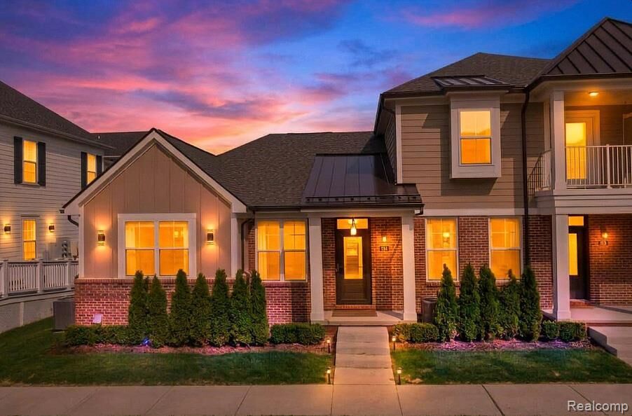 Property Photo:  224 Jotham Avenue  MI 48326 3081 