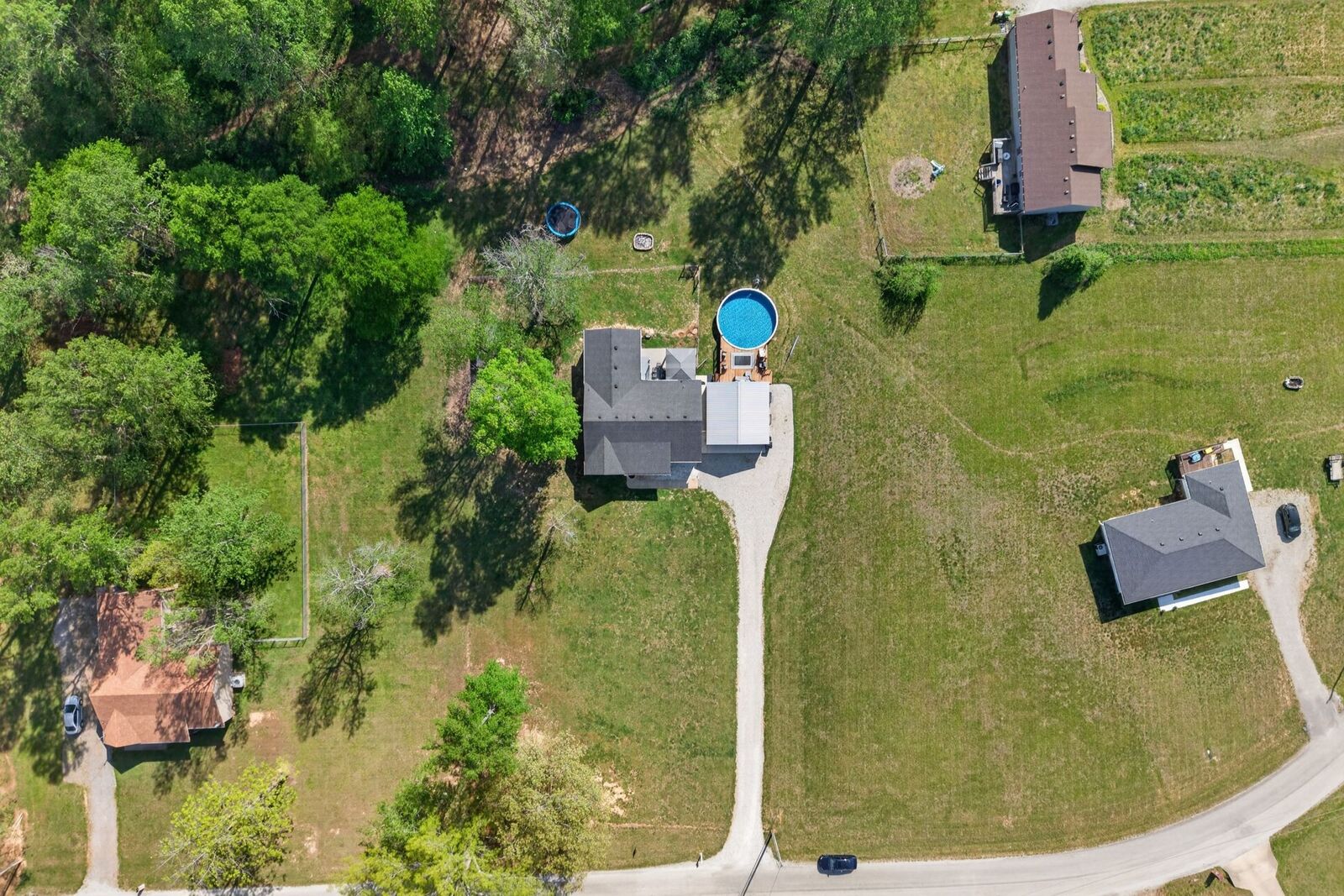 Property Photo:  253 Spring Meadows Ln  TN 37357 
