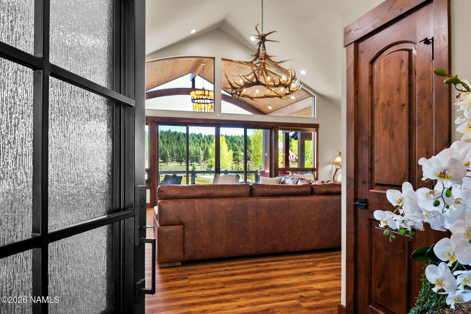 Property Photo:  405 E Foxboro Road  AZ 86017 