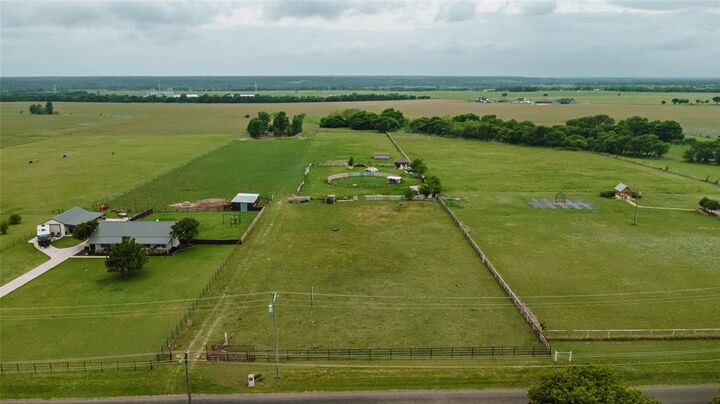 Photo de la propriété:  390 Anderson Ranch Road  TX 75167 