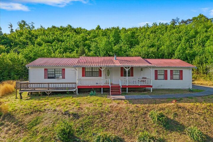 Property Photo:  5673 Highway 360  TN 37385 