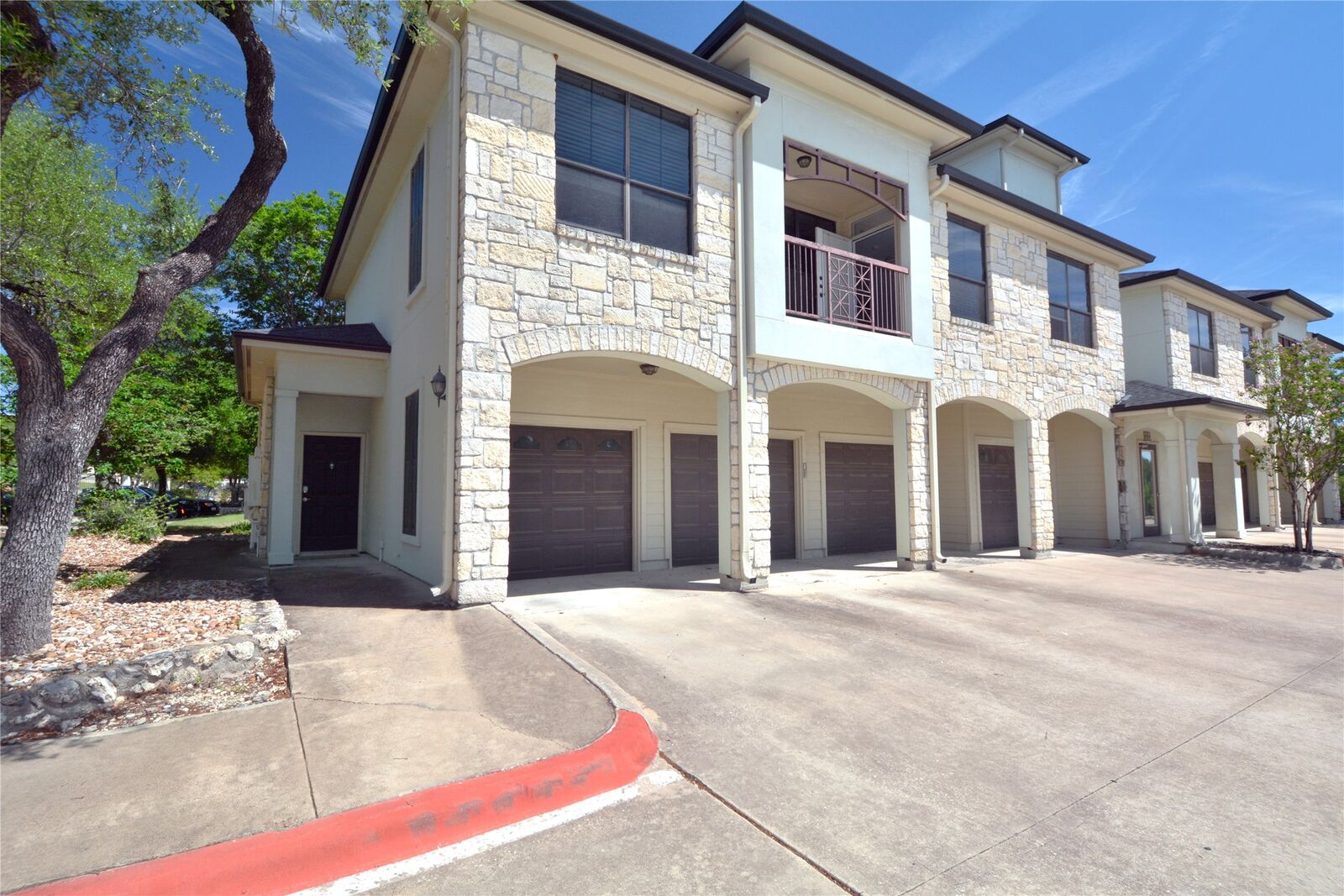 Property Photo:  7701 Rialto Boulevard 124  TX 78735 