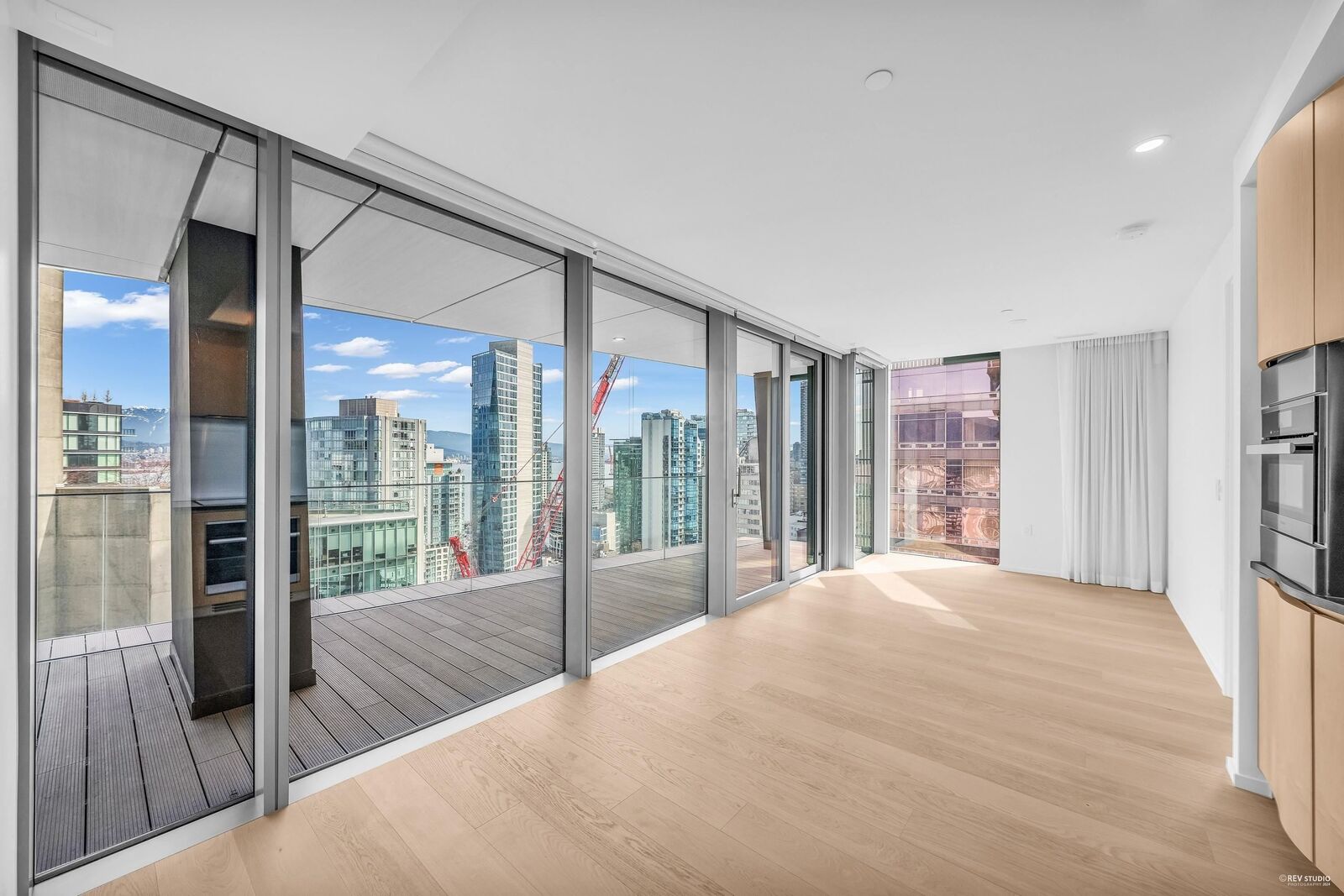Property Photo: 1568 Alberni Street 2203 BC V6G 0E3
