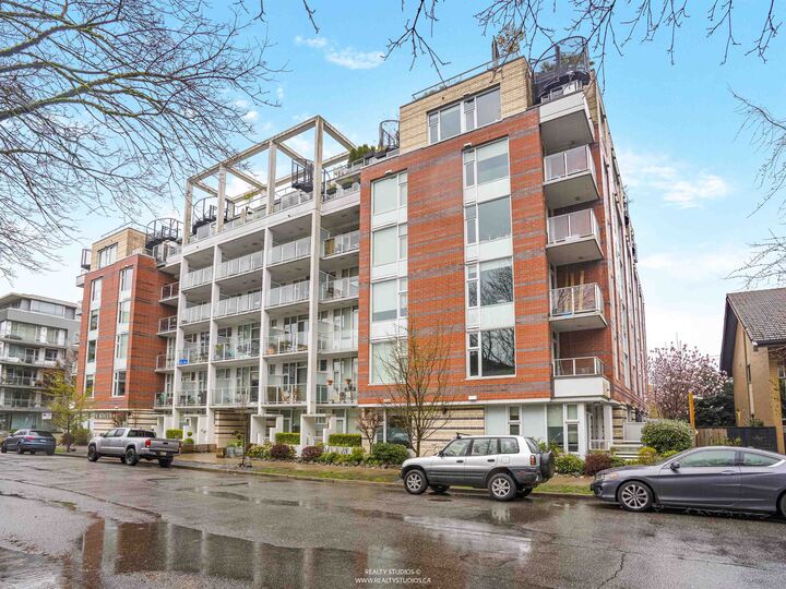 311 E 6th Avenue 509 — photo 1