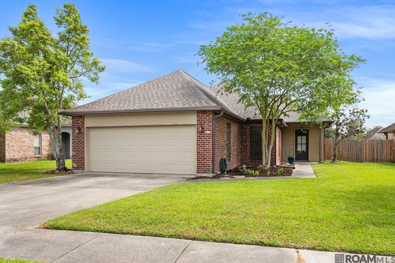 Property Photo:  9031 Eastlake Drive  LA 70810 