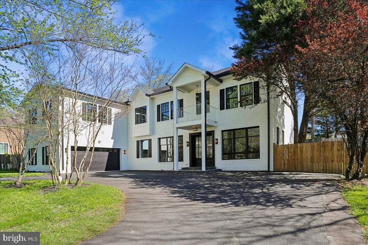 Property Photo:  9925 Conestoga Way  MD 20854 