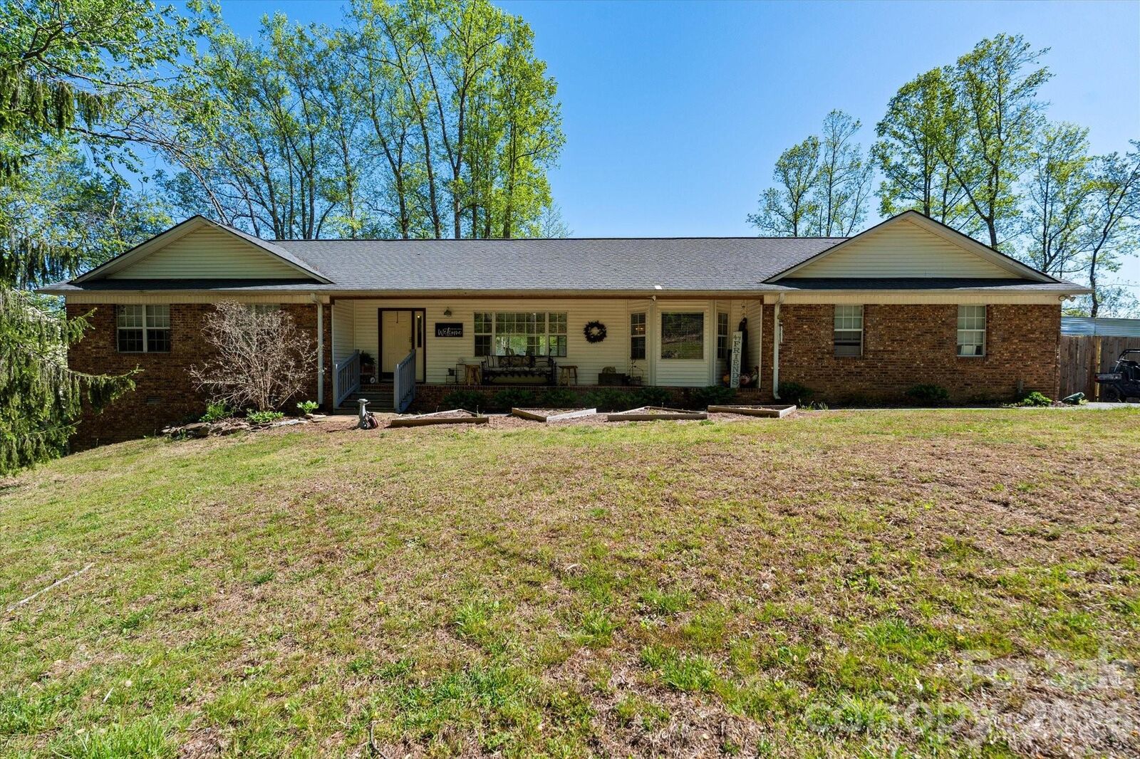 Property Photo:  441 Hunters Glen Lane  NC 28739 