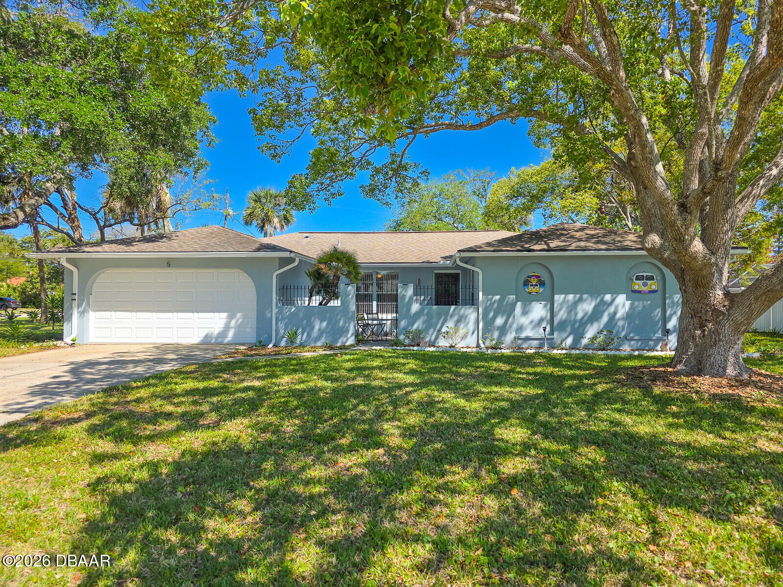 Property Photo:  5 Emerald Circle  FL 32174 