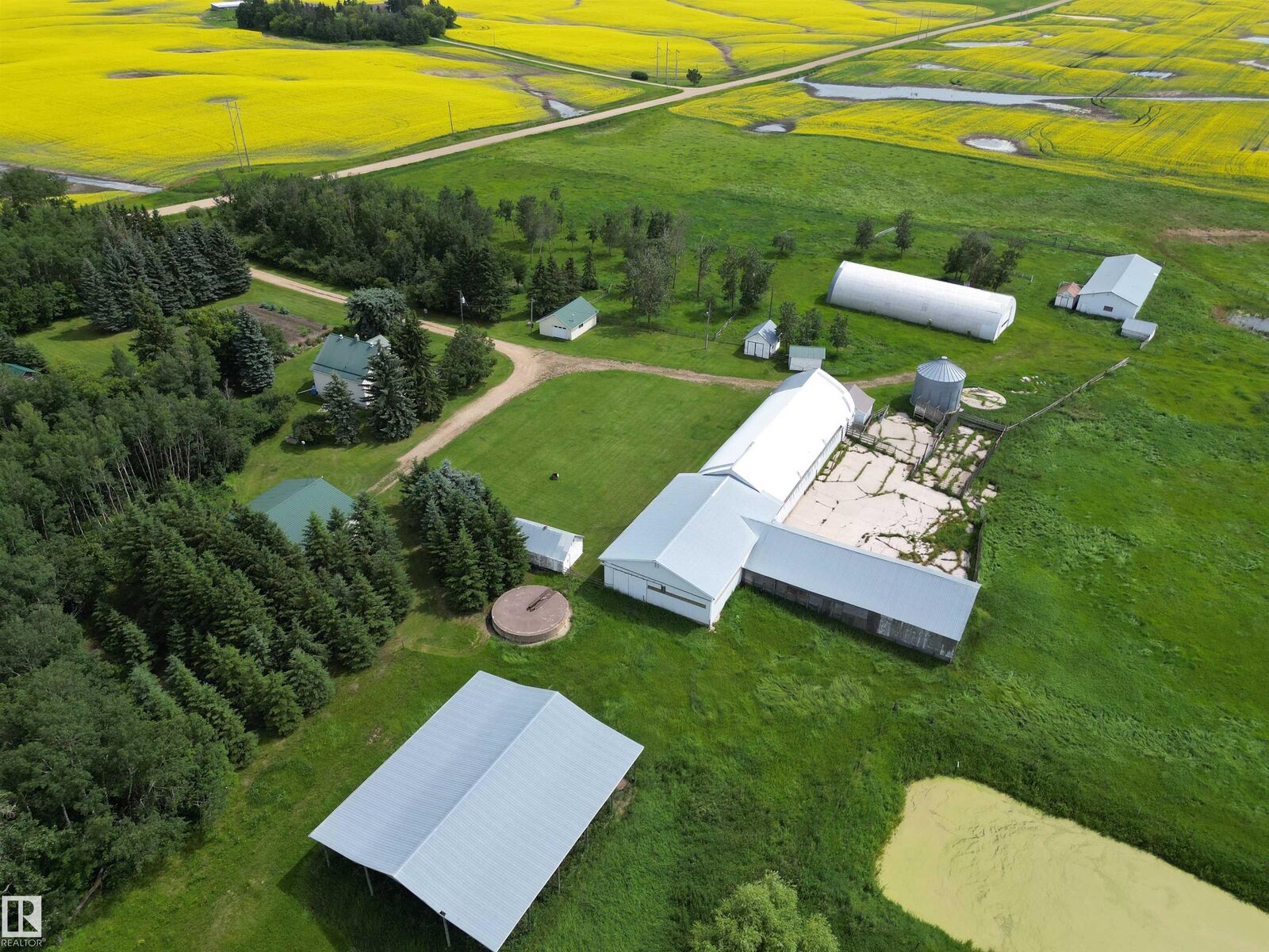 Property Photo: 49074 Rge Rd 241 AB T9E 2R8
