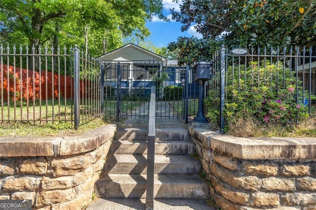 Property Photo:  276 Logan Street  GA 30312 