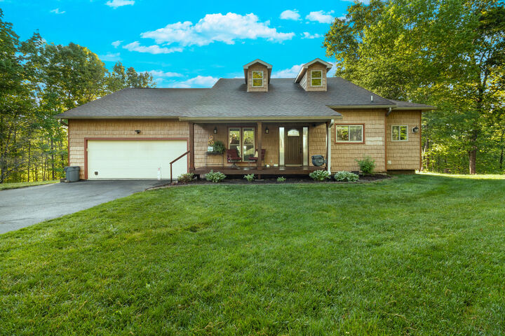 Property Photo: 250 Outlet Road SE TN 37323