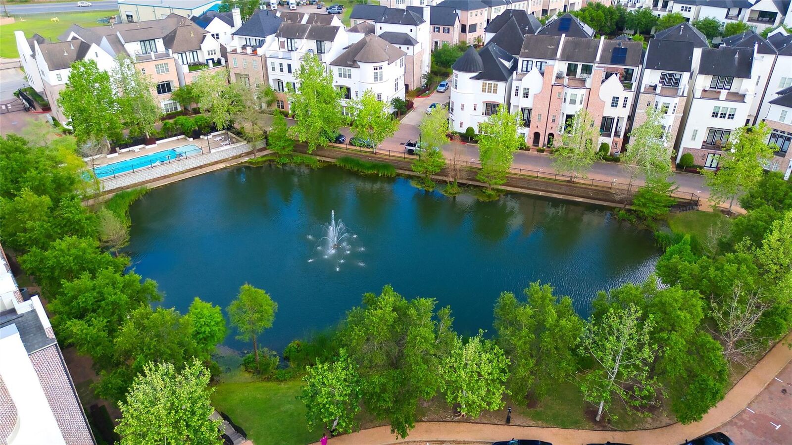 Property Photo:  2029 Fannin N  TX 77045 