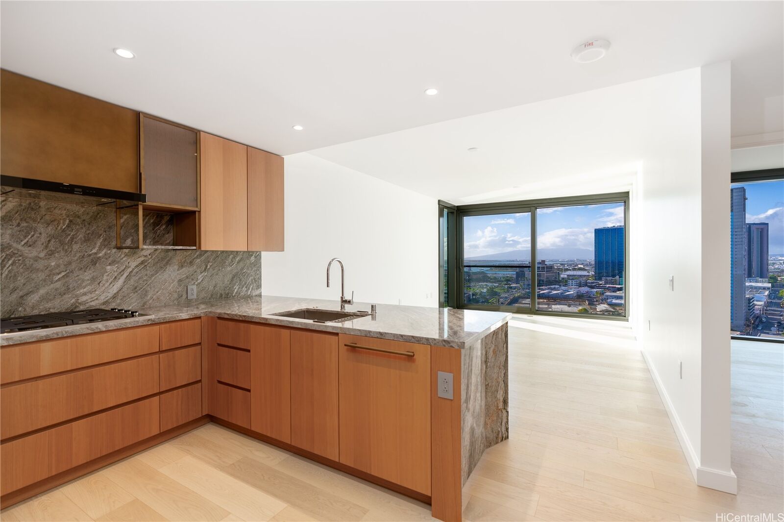 Property Photo:  1100 Ala Moana Boulevard 1905  HI 96814 