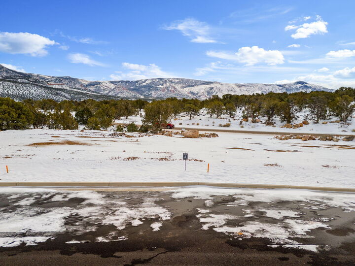 Property Photo:  3157 W Moon Crest Dr Lot 6  UT 84720 