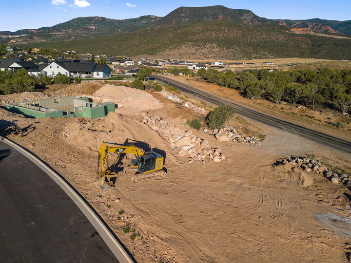 Property Photo: 3157 W Moon Crest Dr Lot 6 UT 84720