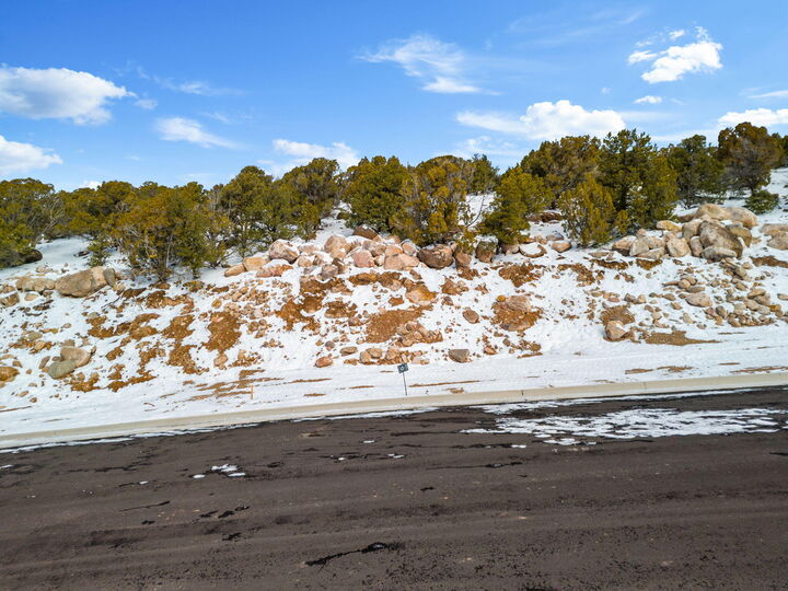 Property Photo:  3212 W Moon Crest Dr Lot 12  UT 84720 