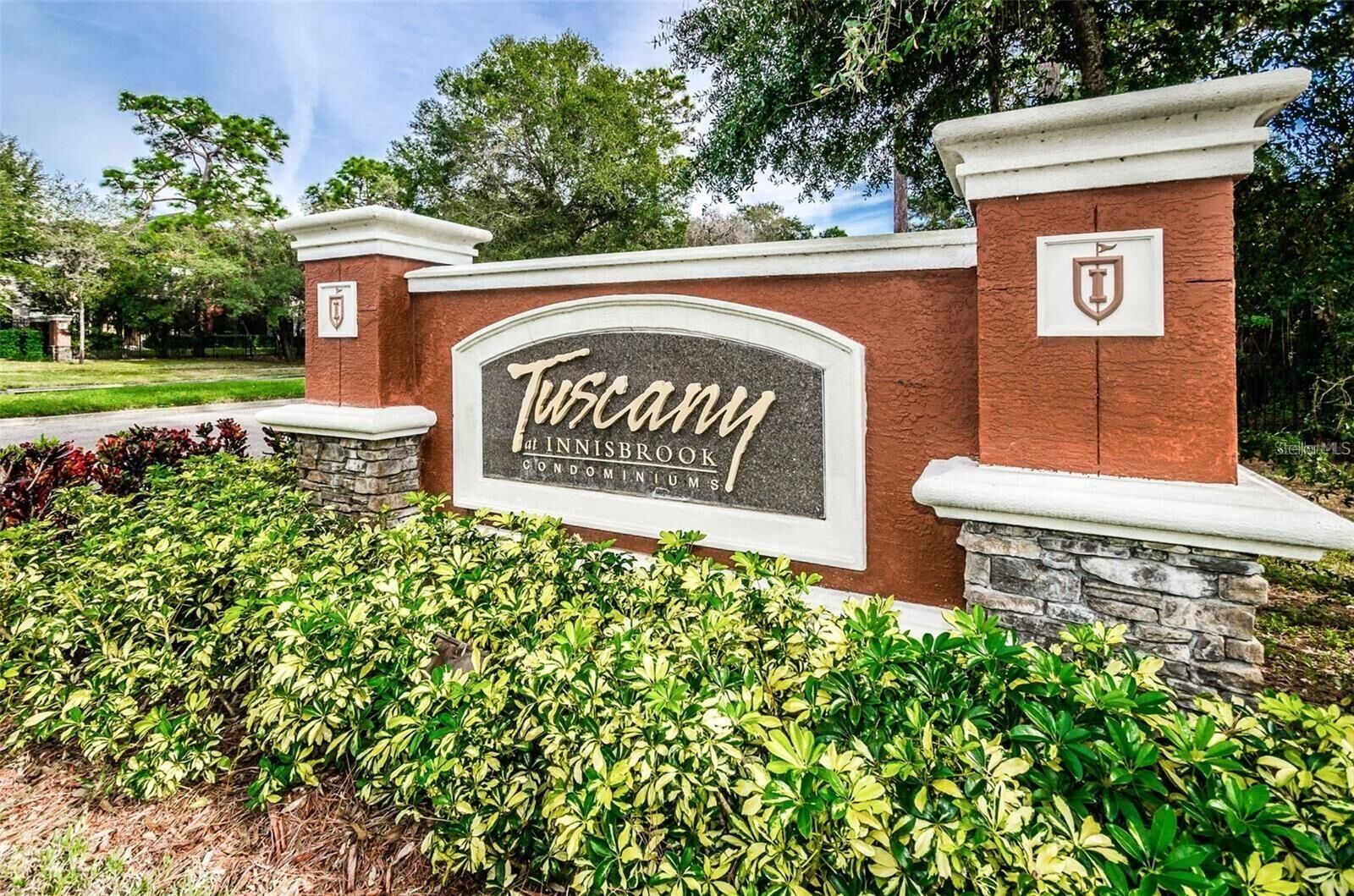 Property Photo:  2171 Portofino Place 27-2725  FL 34683 